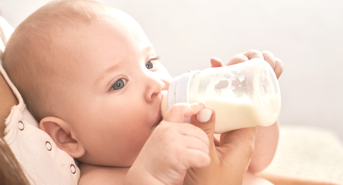 Proč je důležité, aby batole pilo batolecí mléko