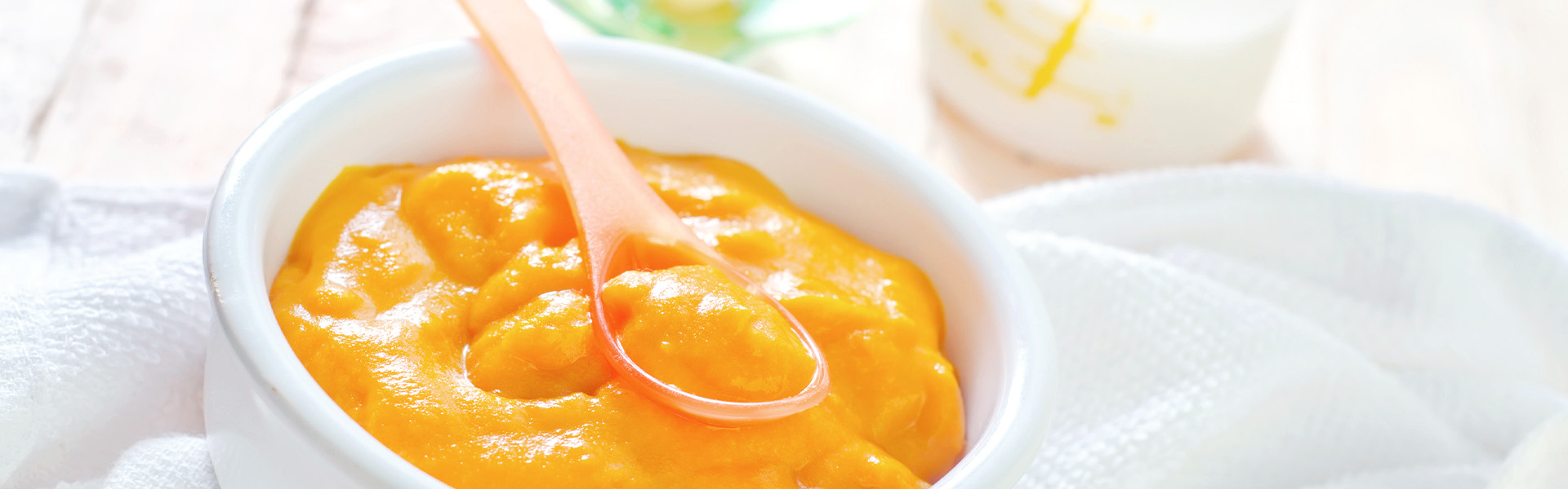 Ovocné příkrmy – jaké a kdy začít